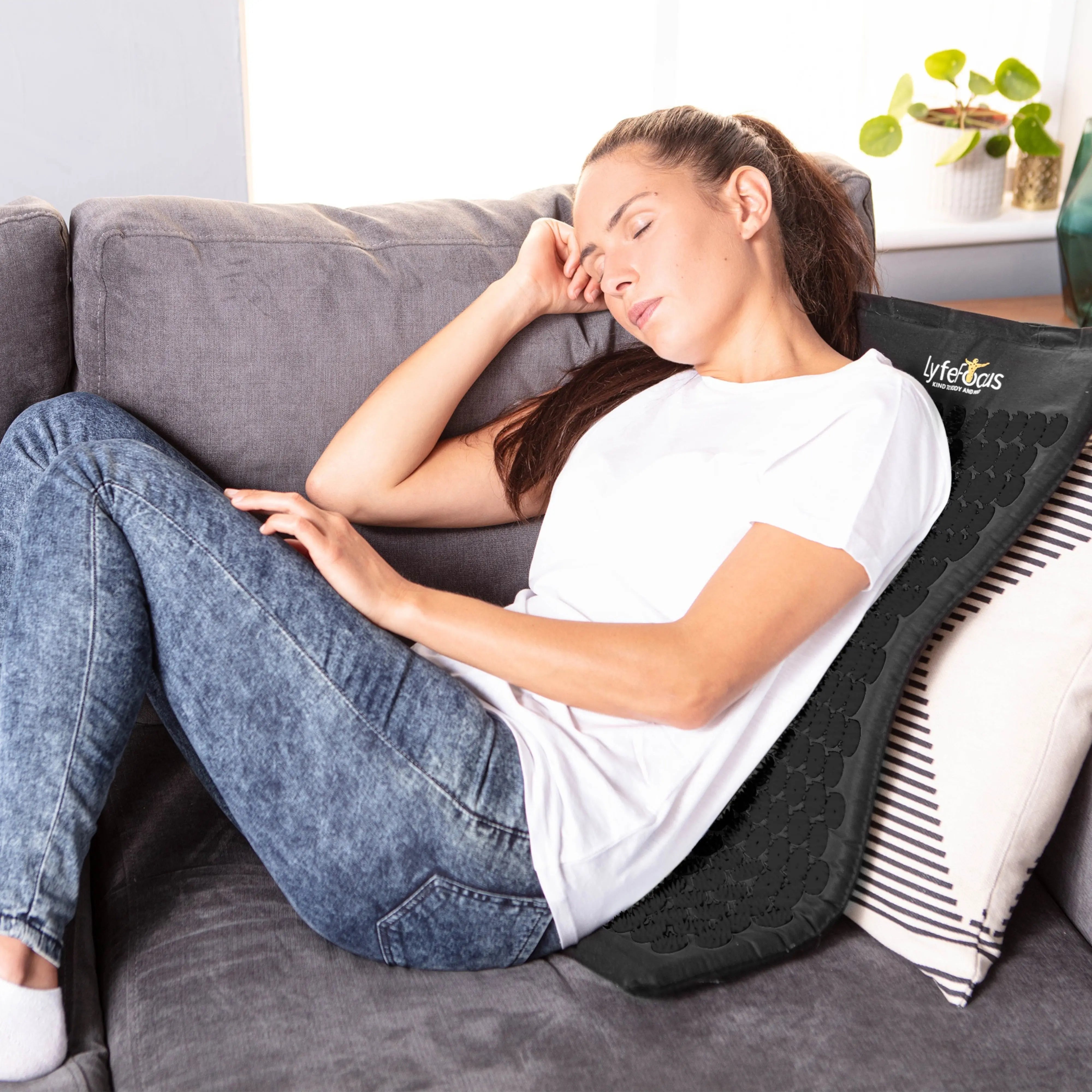Acupressure Mat & Pillow (Black) LyfeFocus