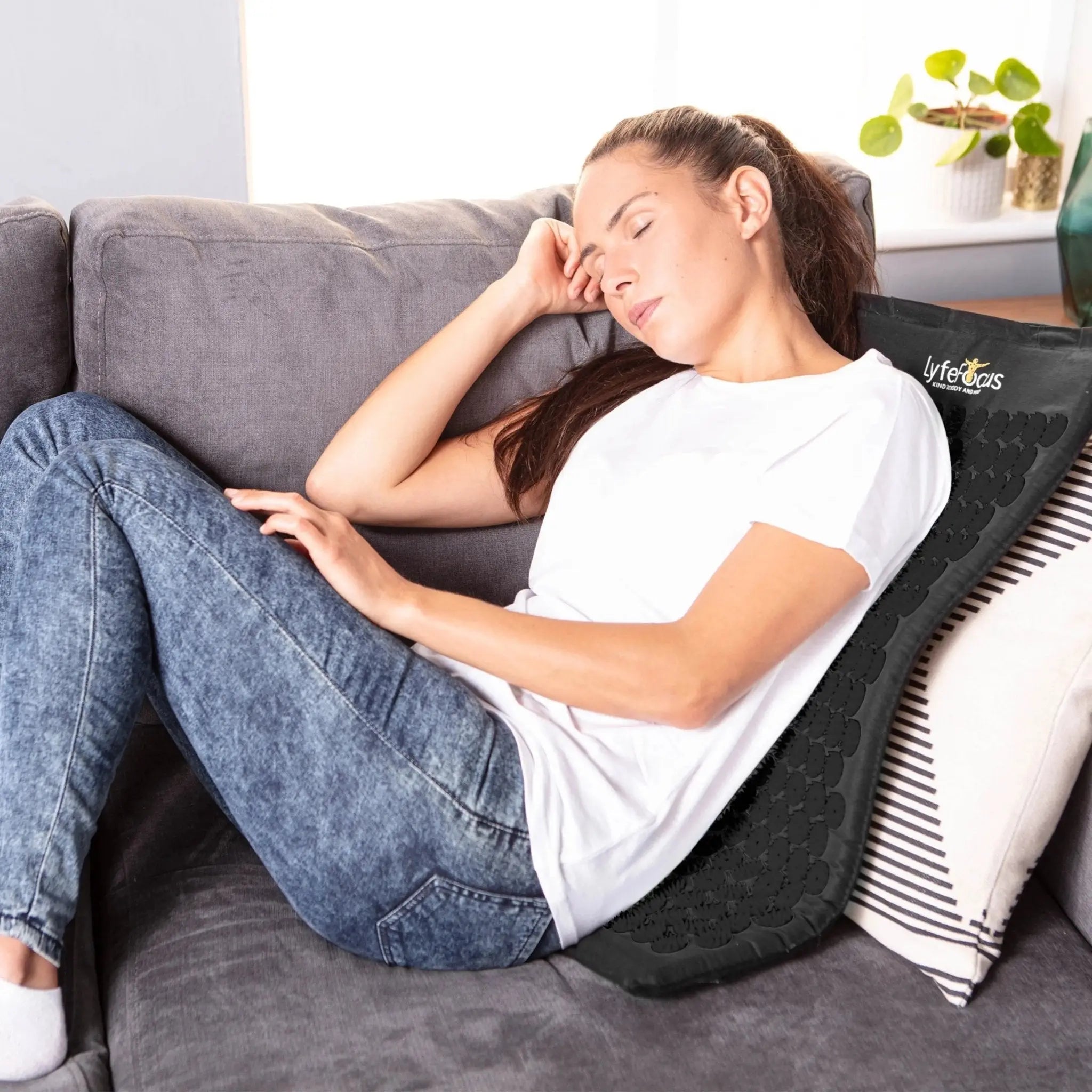 Acupressure Mat & Pillow (Black) LyfeFocus